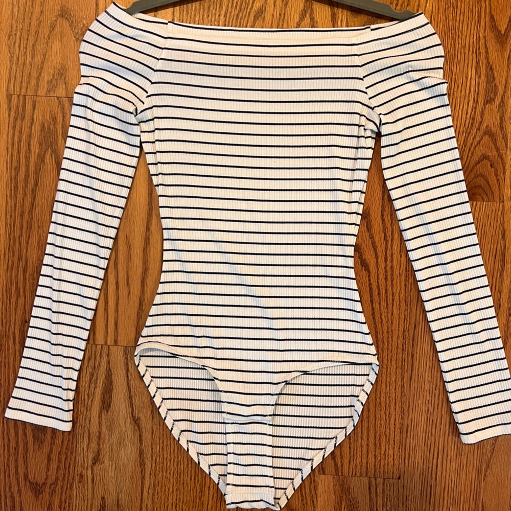 Madewell Stripe Off The Shoulder Bodysuit Sz XS